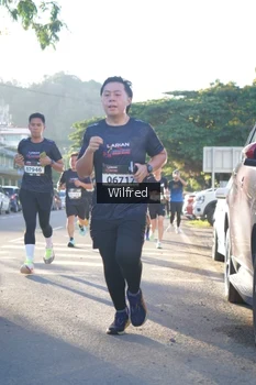 Runner Photo 1648571