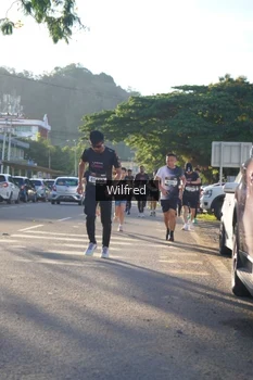 Runner Photo 1648666