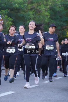 Runner Photo 1648702