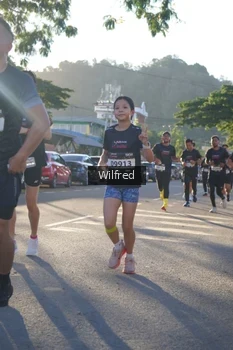 Runner Photo 1648733