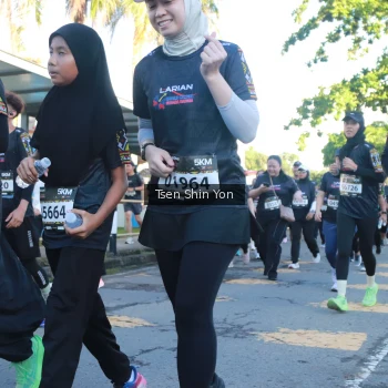 Runner Photo 1648862