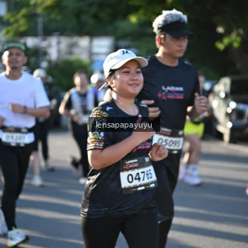 Runner Photo 1648866