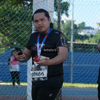Runner Photo 1648895