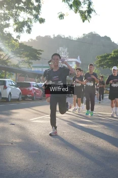 Runner Photo 1648911