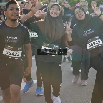 Runner Photo 1648980