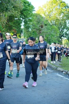 Runner Photo 1648981