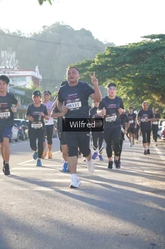 Runner Photo 1648988
