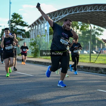 Runner Photo 1649012