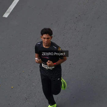 Runner Photo 1649014