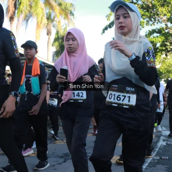 Runner Photo 1649026