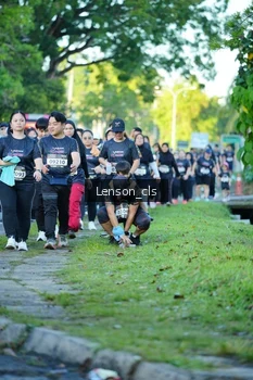 Runner Photo 1649060