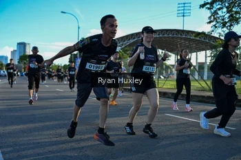 Runner Photo 1649093