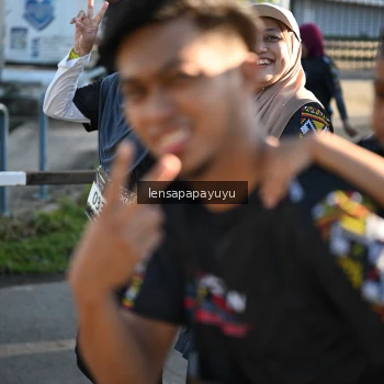 Runner Photo 1649118