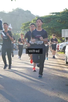 Runner Photo 1649160