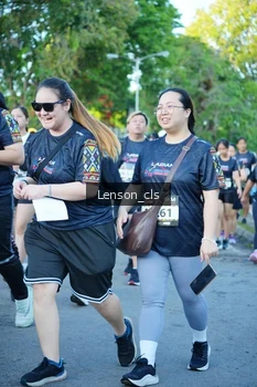 Runner Photo 1649164