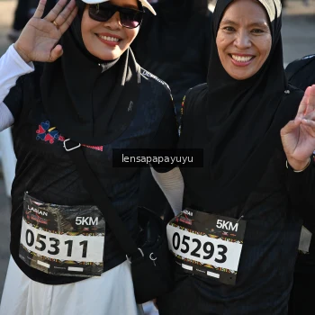 Runner Photo 1649200