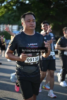 Runner Photo 1649207