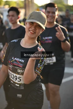 Runner Photo 1649226