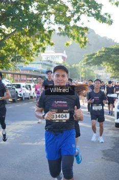 Runner Photo 1649382