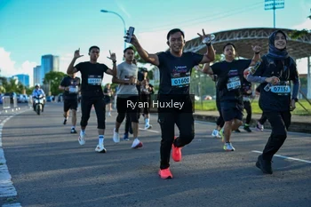 Runner Photo 1649389