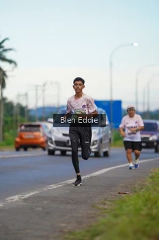 Runner Photo 1649443