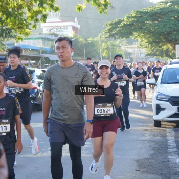 Runner Photo 1649454