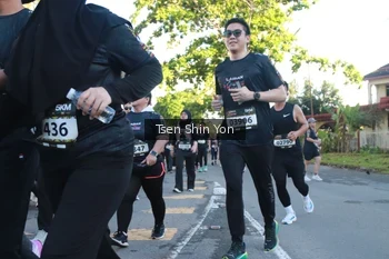 Runner Photo 1649511