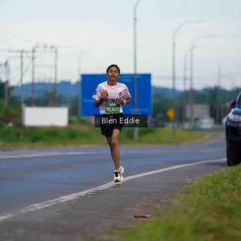 Runner Photo 1649565