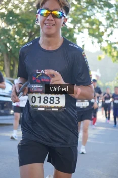 Runner Photo 1649631