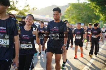 Runner Photo 1649639