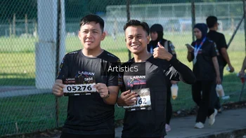 Runner Photo 1649671