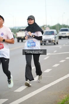 Runner Photo 1649719