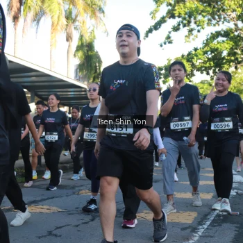 Runner Photo 1649733