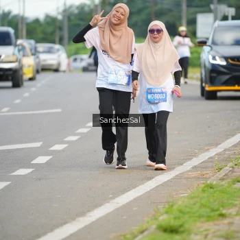 Runner Photo 1649777