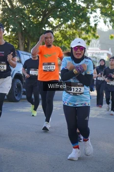 Runner Photo 1649802