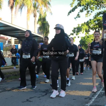Runner Photo 1649809