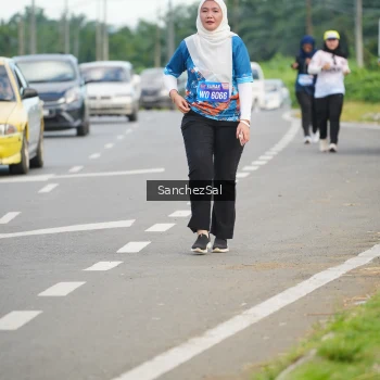 Runner Photo 1649821