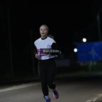 Runner Photo 1649844