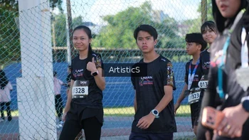 Runner Photo 1649873
