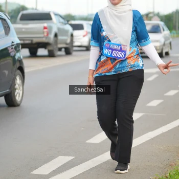 Runner Photo 1649895
