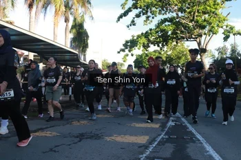 Runner Photo 1649897