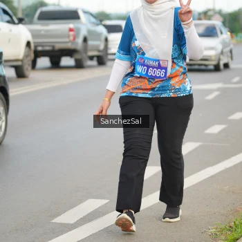 Runner Photo 1649920