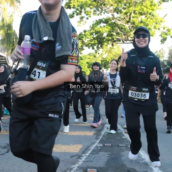 Runner Photo 1650030