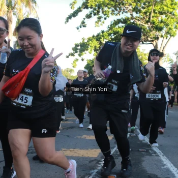 Runner Photo 1650046