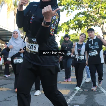 Runner Photo 1650053