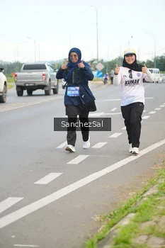 Runner Photo 1650059