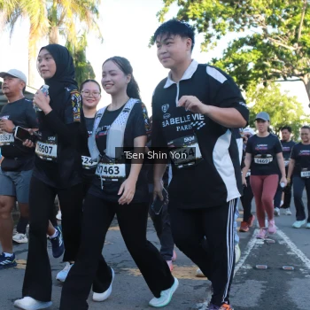 Runner Photo 1650086