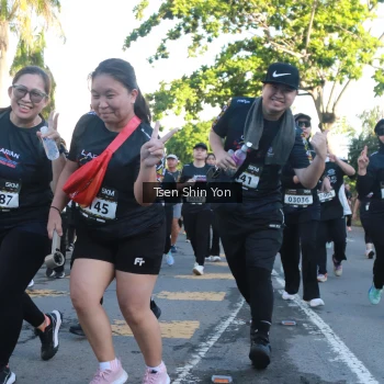 Runner Photo 1650099