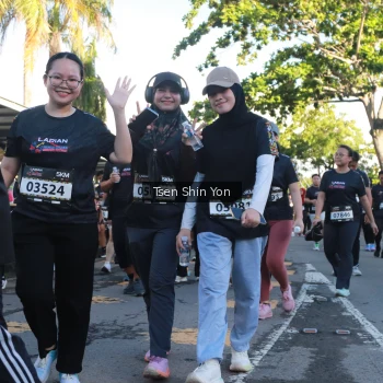 Runner Photo 1650105