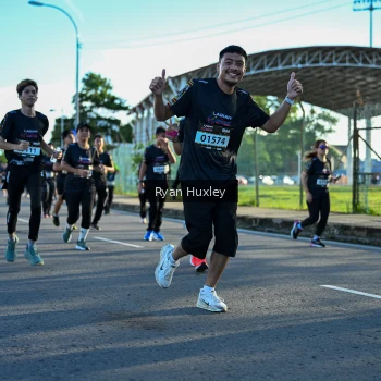 Runner Photo 1650158